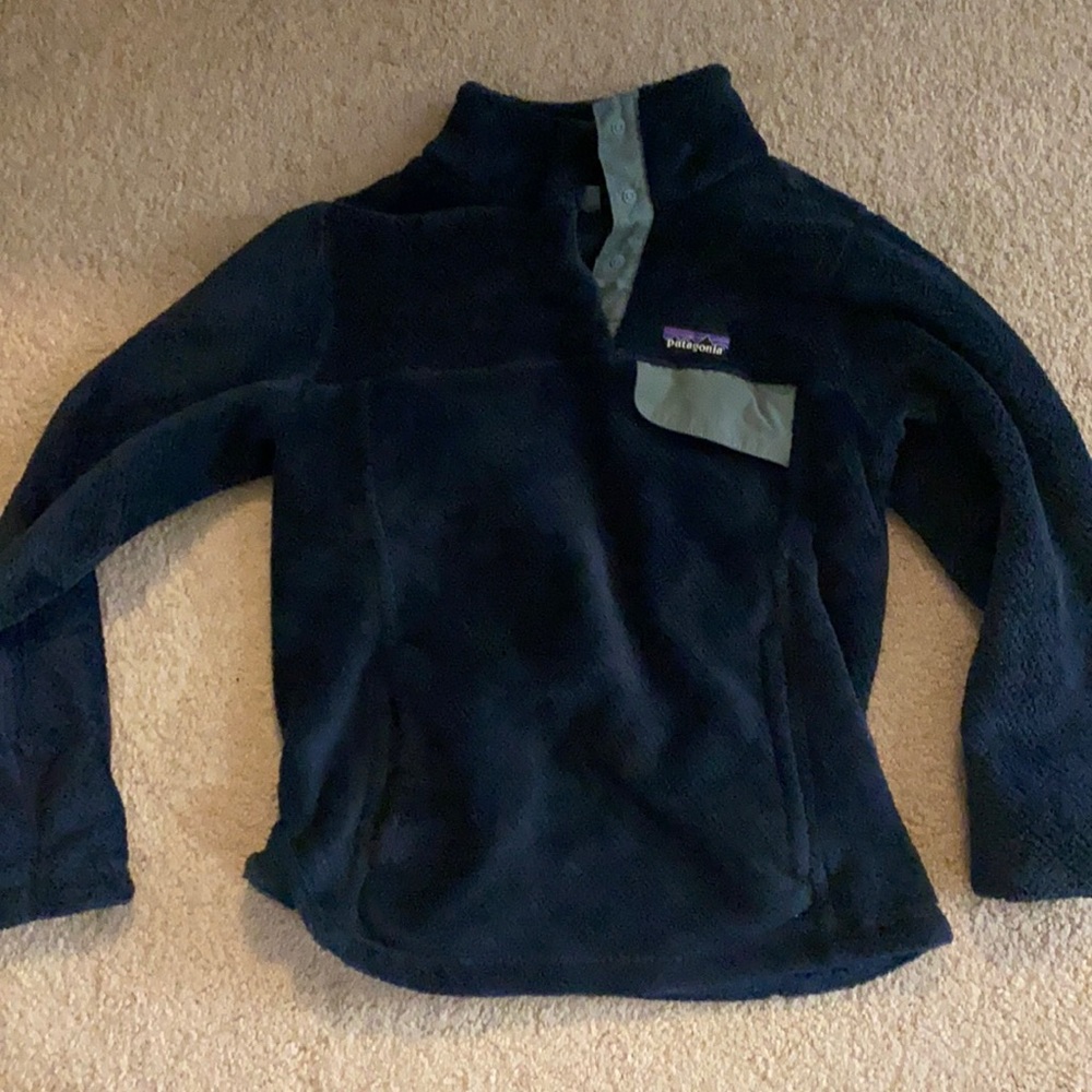Patagonia women’s blue fleece